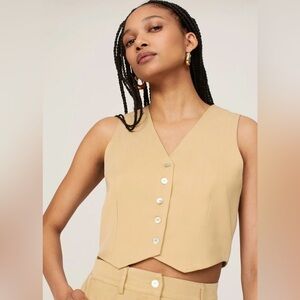 Donni Crop Pearl Button Twill Vest in Sand Womens Size XS